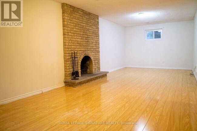 Photo - 1885 Rosefield Rd