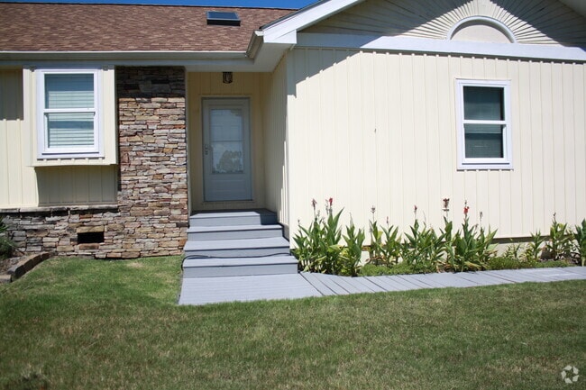Building Photo - 109 Lancashire Dr Rental