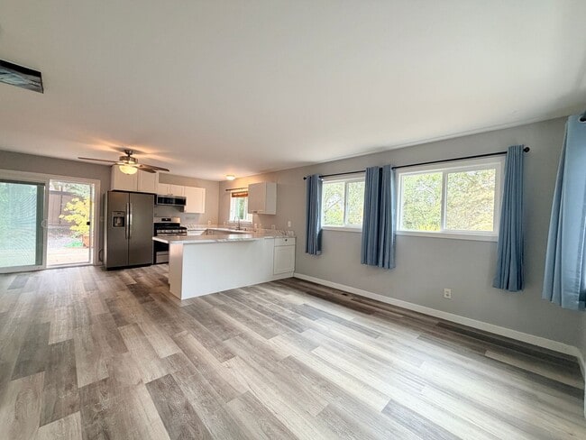 Photo - 8378 Vila Rd