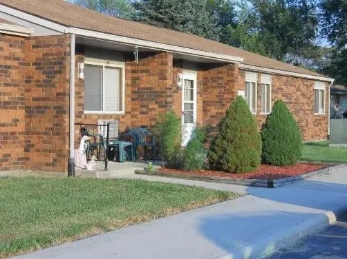 Building Photo - 1037 S Main St Rental