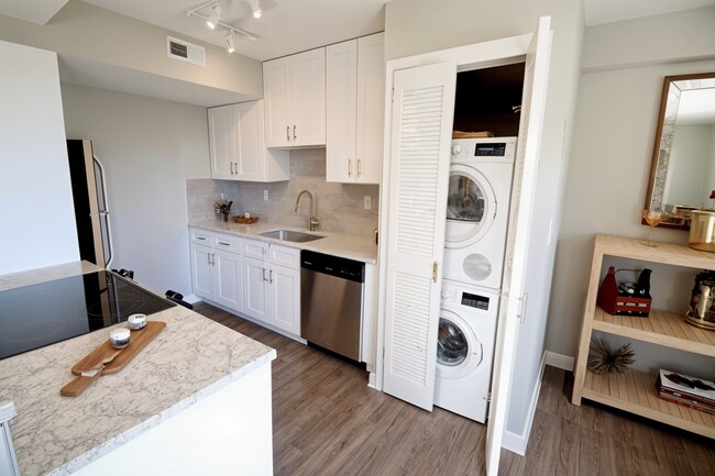 Photo - Plaza 209 Apartments