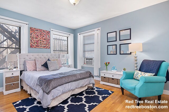 Photo - 1038 Beacon St Unit 204