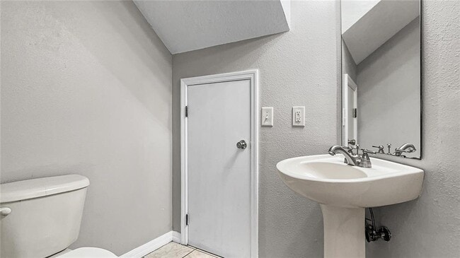 Photo - 9402 Charlesberg Dr