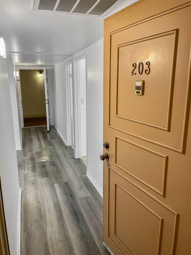 Photo - 14850 Hesby St Unit 203