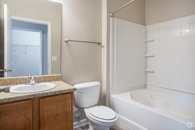 3BR, 2BA - 1,332SF