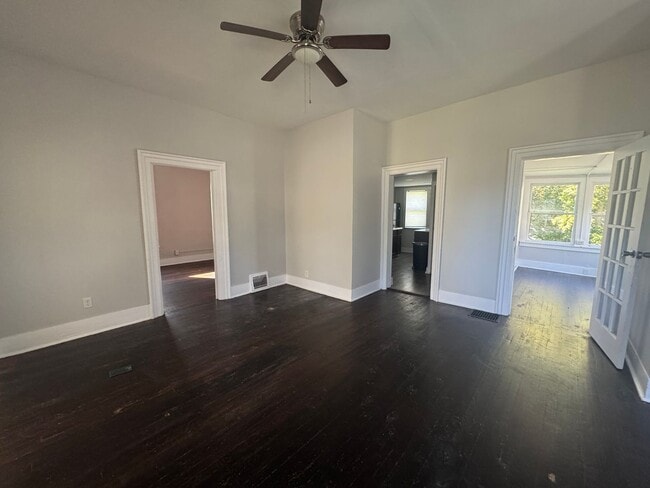 Photo - 302-304 Lenox Ave Unidad #1 - Downstairs