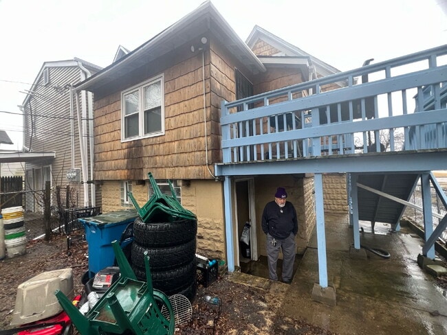 Photo - 5647 Sohl Ave Unit 1st floor