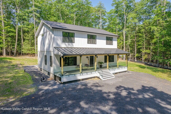 Photo - 32 Maurizi Ln