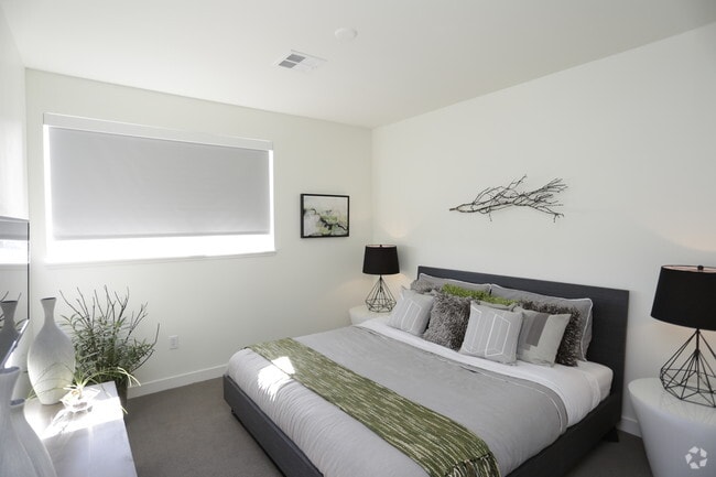 2HAB, 2BA - 2C_1114 ft² - Woodside Village North