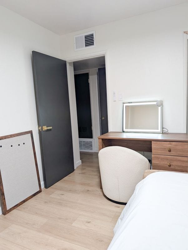 Photo - 1309 W 10th St