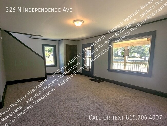 Photo - 326 N Independence Ave