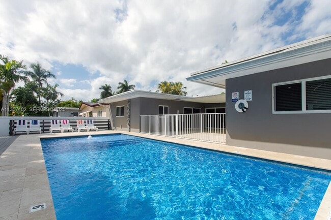 Photo - 1218 Hollywood Blvd