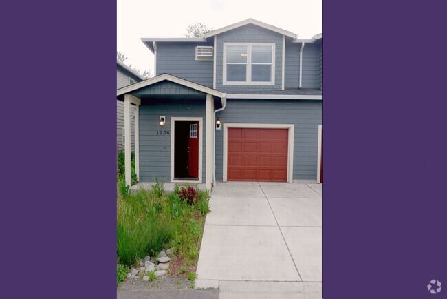 Front in spring - 1136 R St Rental