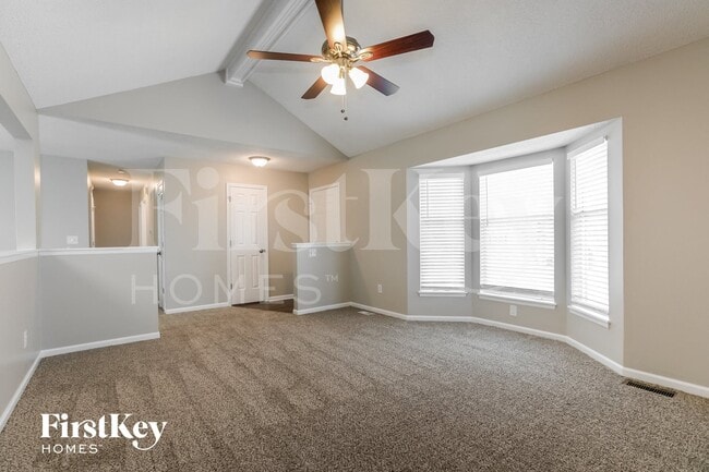 Photo - 1529 NE Auburn Dr