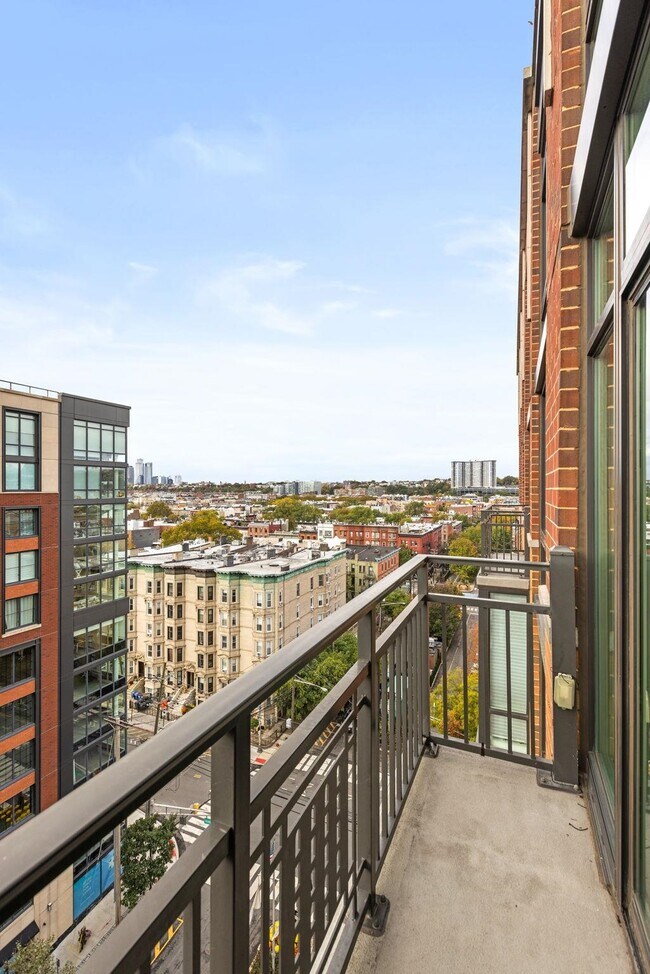 Photo - 1100 Maxwell Ln Unit 1107