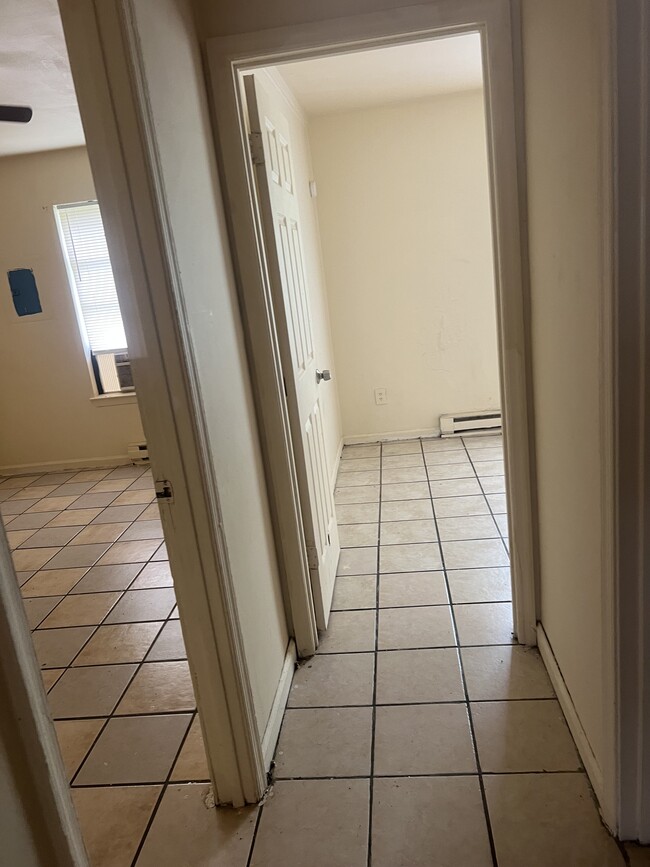 Photo - 222 W 34th St Unit Apartment B