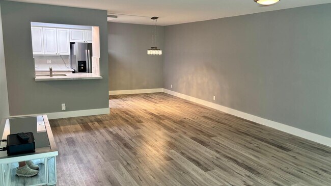 Photo - 1301 River Reach Dr Unidad 111