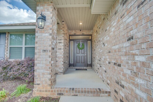 Photo - Spacious 4BR/2BA Brick Home with 2-Car Garage, Granite Kitchen, Vaulted Ceilings & Fully Fenced B...