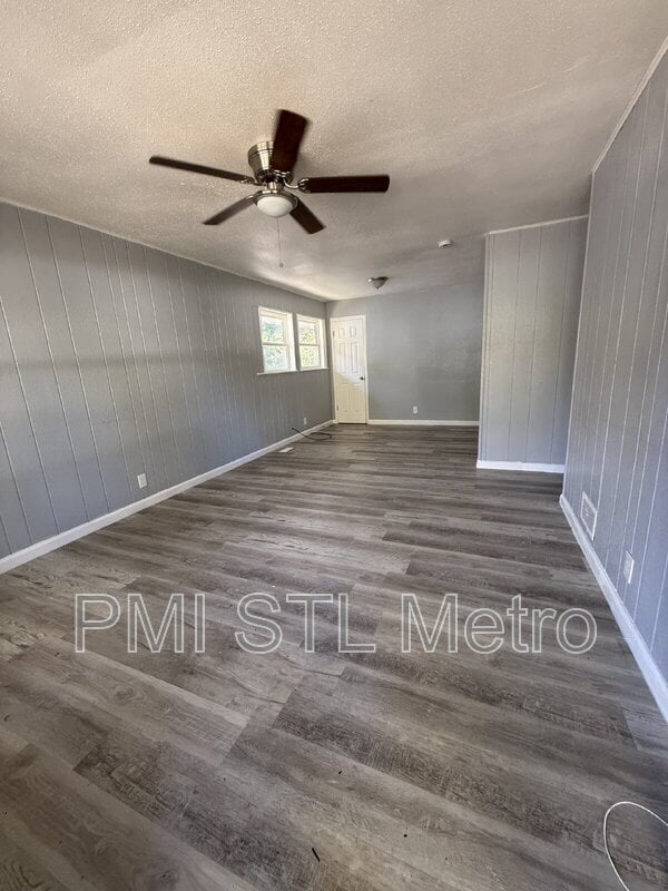 Photo - 10816 Spring Garden Dr