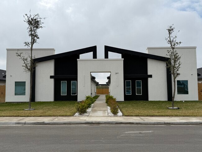 Photo - 2417 Indian Creek Ave