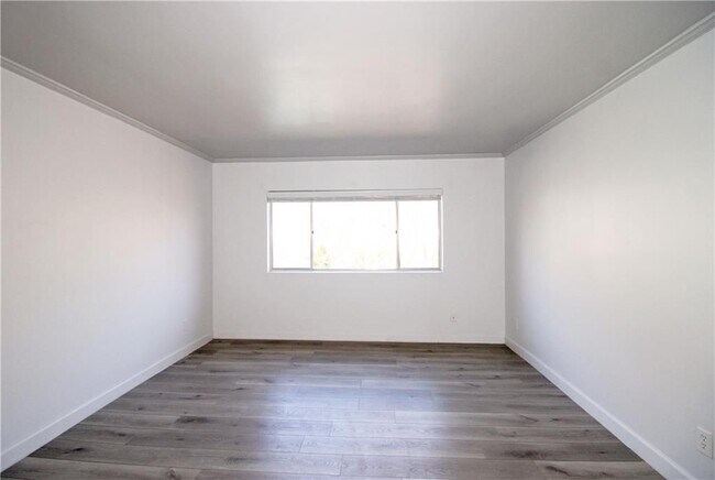 Photo - 91 Rumson Rd NE