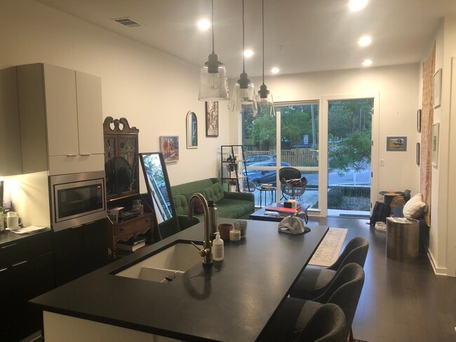 Photo - 207 W Johanna St Unit 104