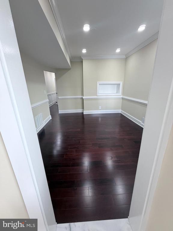 Photo - 216 S Henry St