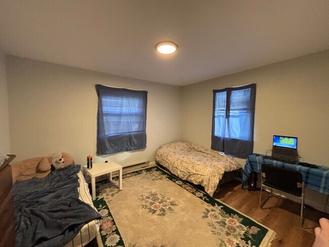 Photo - Apartment for Rent Unit 1