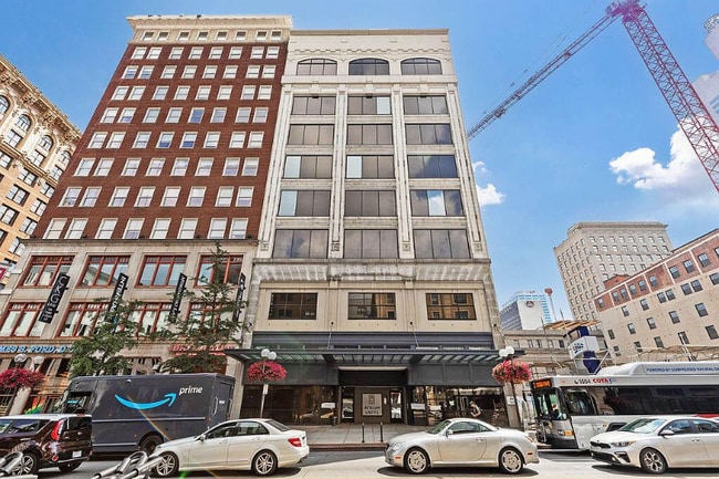 Photo - 106 N High St Unit 102