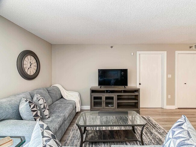 Photo - 106 Port Royal Way