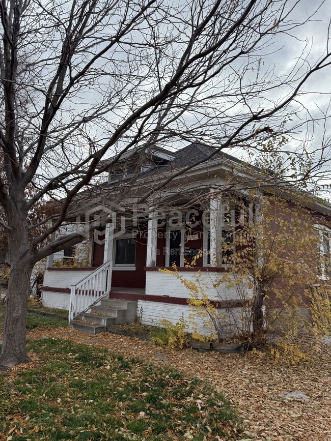 Photo - 128 E Truman Ave