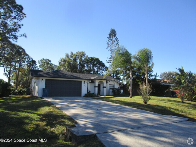 Building Photo - 1732 Wake Forest Rd NW Rental