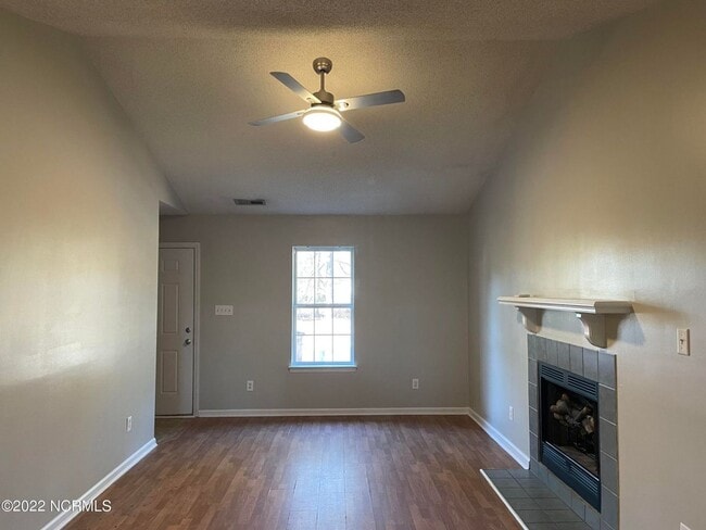 Photo - Welcome to Deerfield!