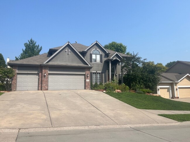 Building Photo - Home in Omaha for Rent!