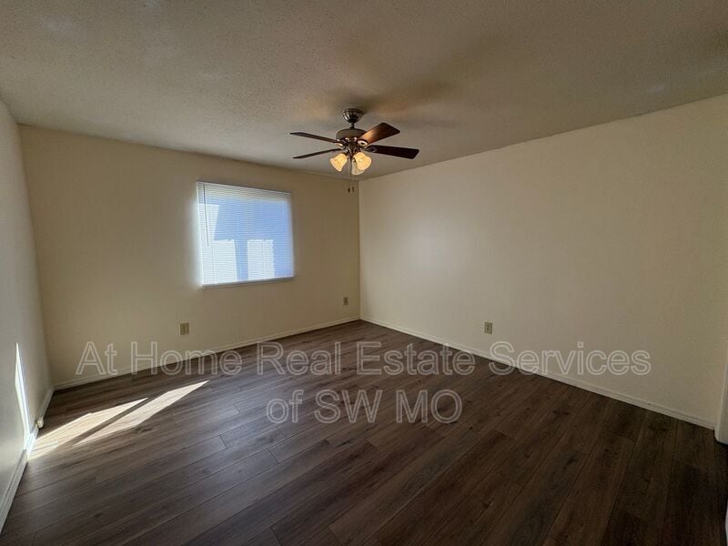 Photo - 933 S Wildan Ave Unit Apt #2
