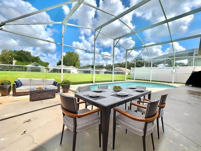 Photo - Davenport Gem: 4Bedrooms/ 2Baths pool home!