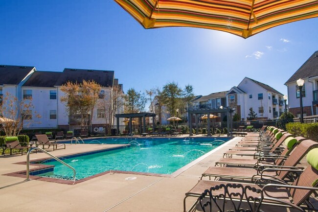 La piscina de aterrizaje Fayetteville 1 - The Landing Fayetteville