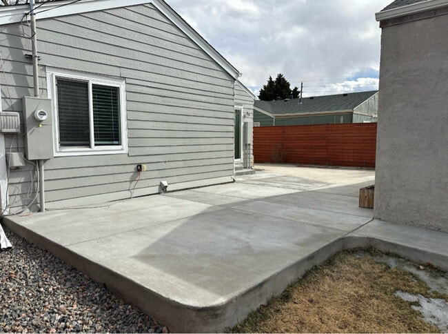 Photo - 1875 S Raritan St