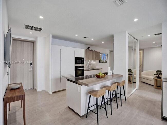 Photo - 1000 Brickell Plaza Unit PH5103