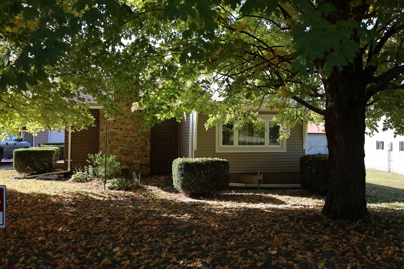 Photo - 129 W Jefferson St