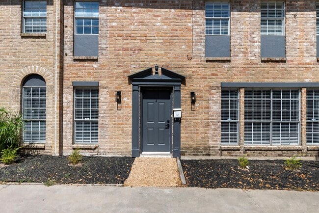 Photo - 2226 Nantucket Dr