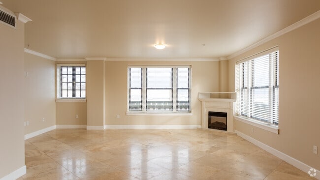 2BR,2BA-1443SF