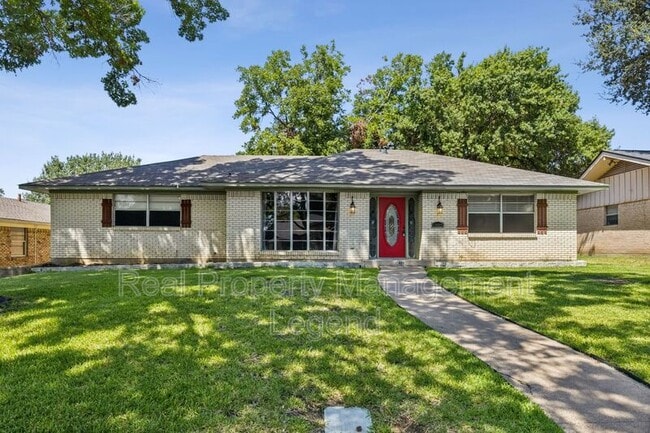Building Photo - 13425 Janwood Ln