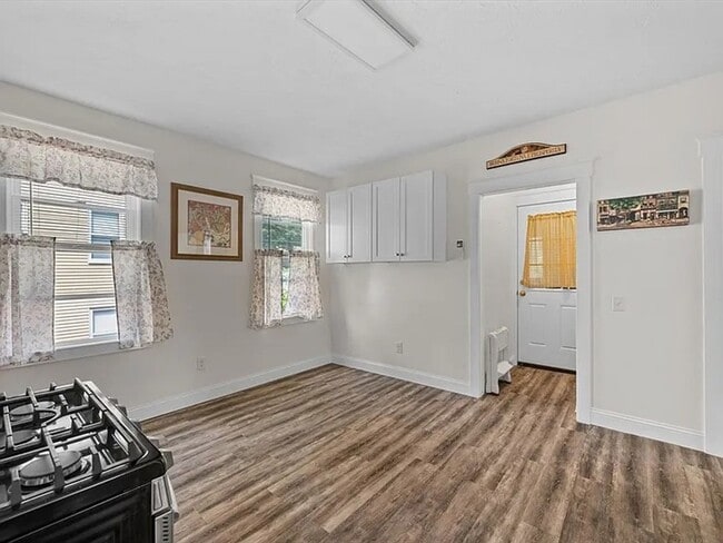 Photo - 97 Courtland St Unit 2