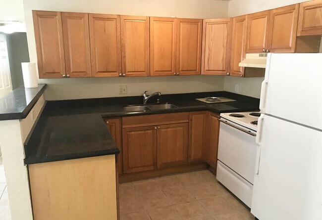 Photo - 2-1 Apartment with Central Air