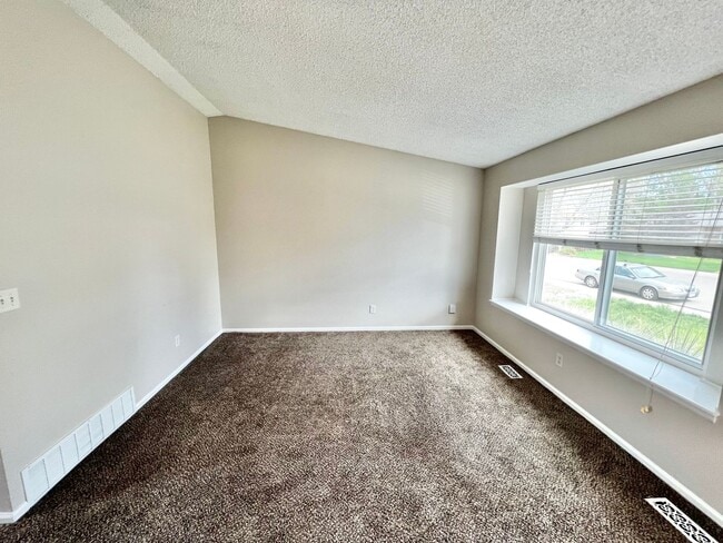 Photo - 3 bed, 1 bath Tri-level Home in Foxstone Neighborhood