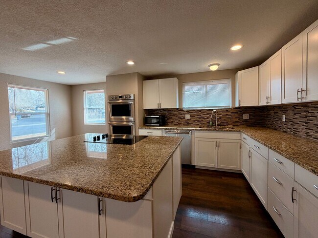 Photo - Spacious SINGLE-LEVEL 3 Bed / 3 Bath – NEW Carpet, Marble Counters & Fenced Yard