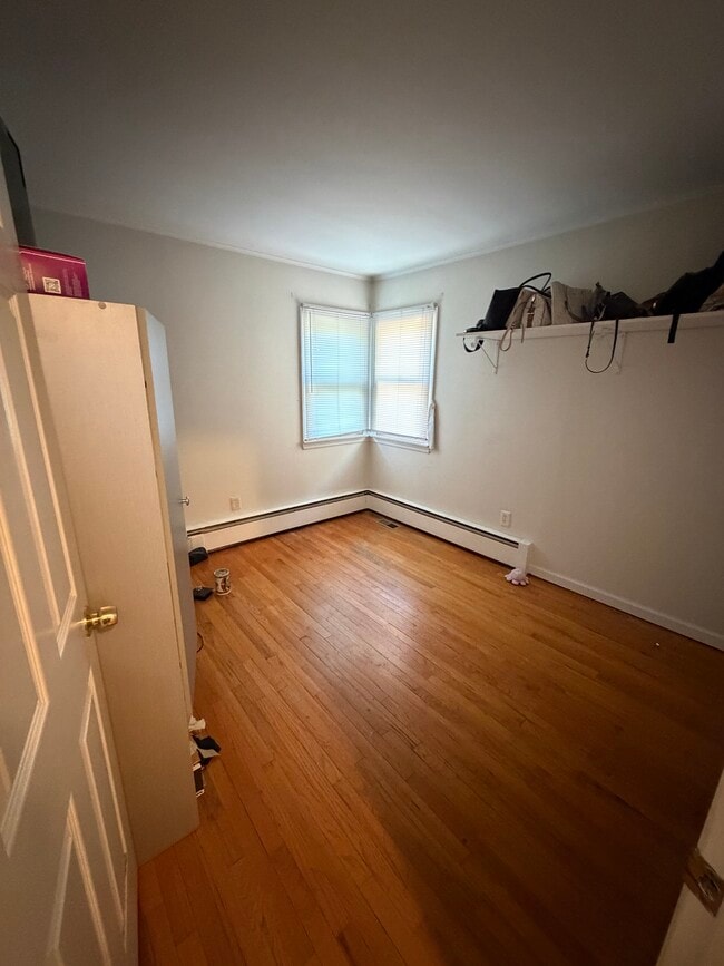 Building Photo - 61 Gores Dr Unit 1