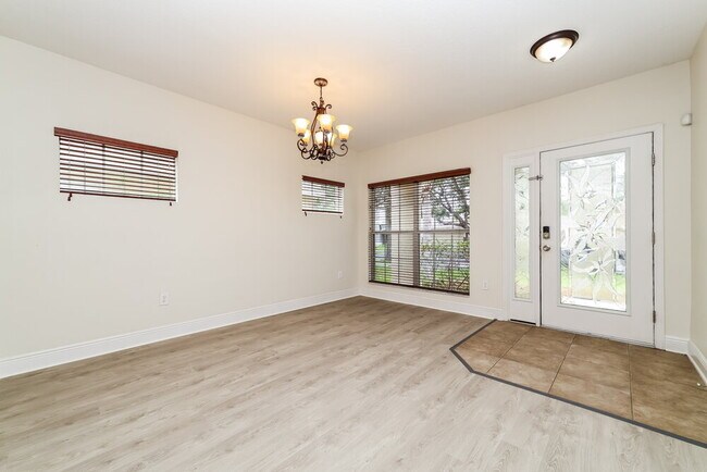 Photo - 209 Fern Gulley Dr