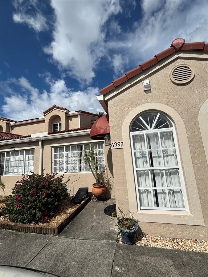 Photo - 6992 NW 166 Terrace